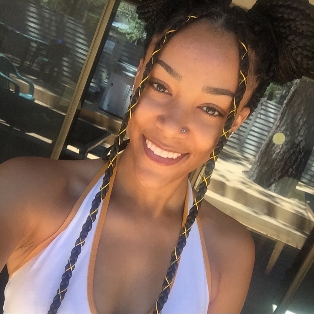 Meet your Posher, Charae'